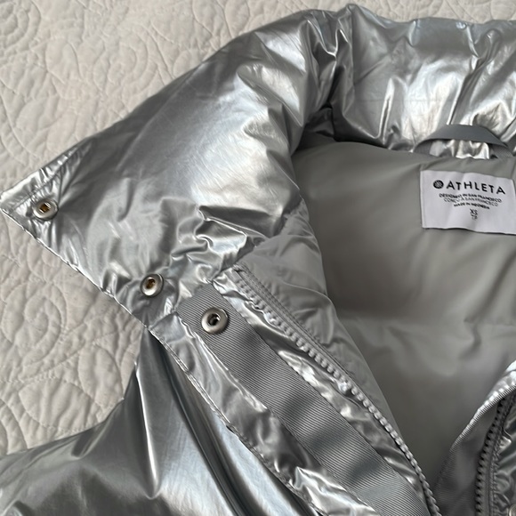 Athleta Vest - Picture 15 of 17